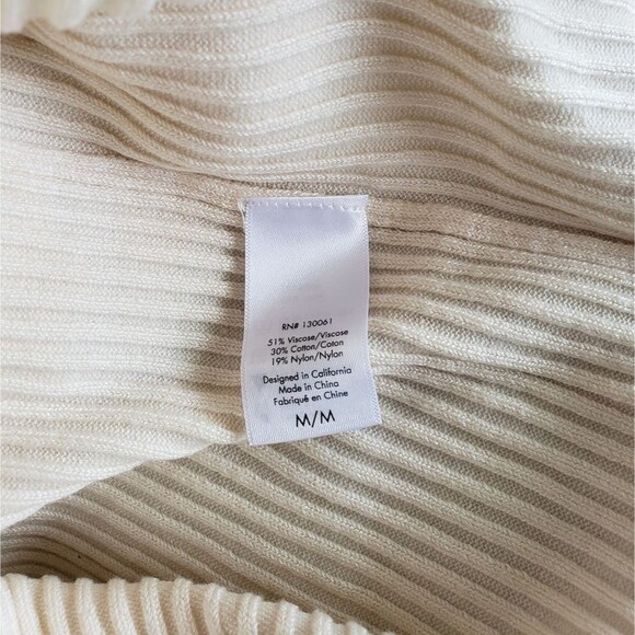 L*Space Ribbed Knit Cropped Top Raglan Sleeves Women's Size Medium - Picture 9 of 10